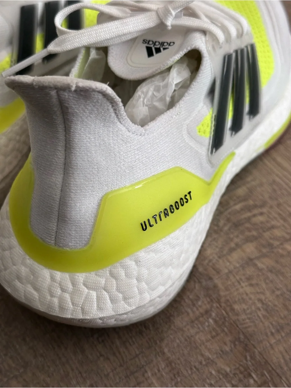 Adidas Ultraboost 21 Men’s Size Running Shoes